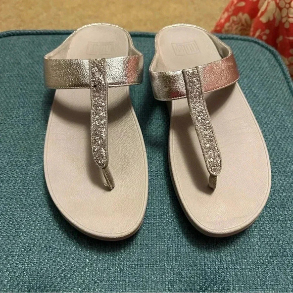 Silver FitFlop Sandals Size 10 - Picture 1 of 6